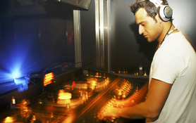 Robert Travis_DJ Hada