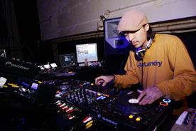 AUDIOVISUAL feat. ADDICTIVE TV @ WOMB, TOKYO