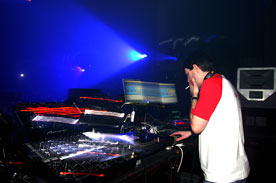 INNERVISIONS feat. NATHAN FAKE @ WOMB, TOKYO