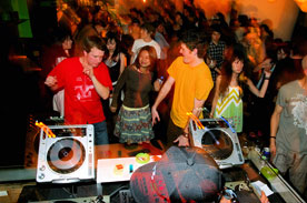 INNERVISIONS feat. NATHAN FAKE @ WOMB, TOKYO