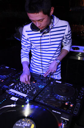 HigterFrequency p[eB[|[g