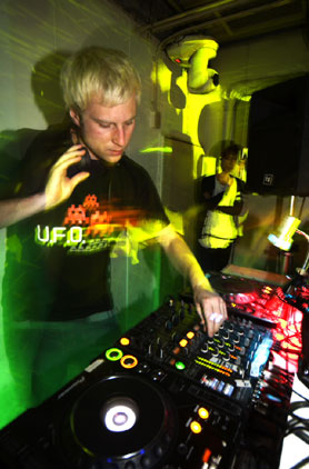 HigterFrequency p[eB[|[g