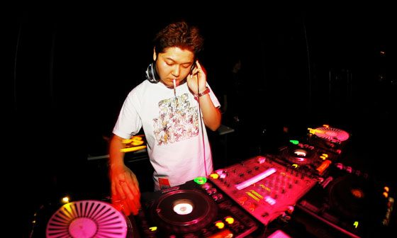 SUBMERGE feat LUKE FAIR