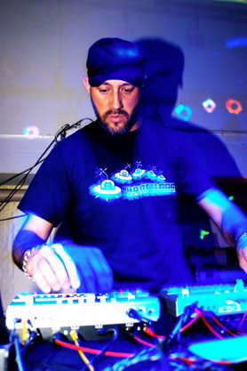 STERNE feat HARDFLOOR, TAKYUU ISHINO, TEN