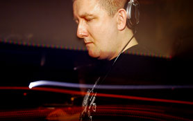 MAKESHIFT FEELGOOD feat. X-PRESS 2