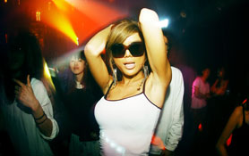 MAKESHIFT FEELGOOD feat. X-PRESS 2