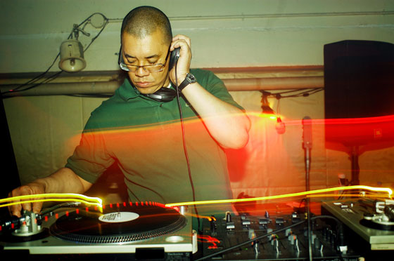 MAKESHIFT FEELGOOD feat. X-PRESS 2