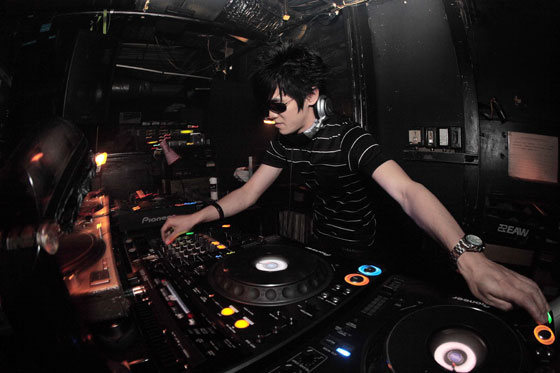 MUSeUM feat. TIGER STRIPES @ Space Lab Yellow, TOKYO