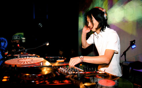 HigterFrequency p[eB[|[g