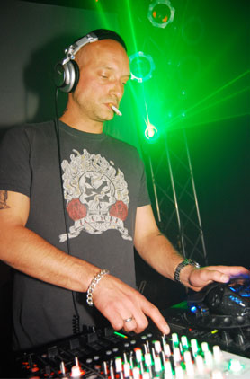 HigterFrequency p[eB[|[g