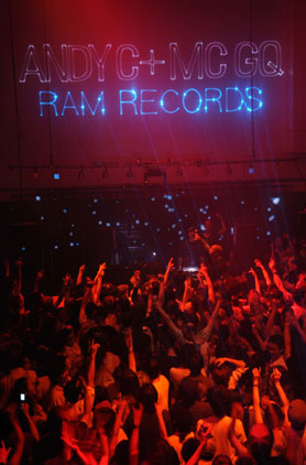 HigterFrequency p[eB[|[g