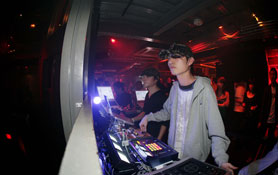 FUNDACION feat Sasha & Osamu M