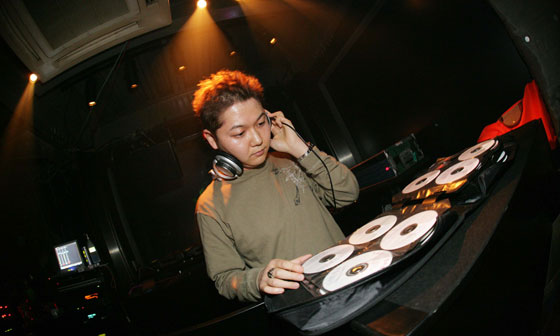 FUNDACION feat Sasha & Osamu M