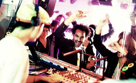 HigterFrequency p[eB[|[g