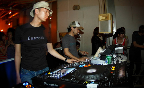 HigterFrequency p[eB[|[g