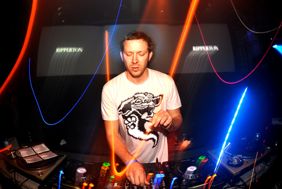 HigterFrequency p[eB[|[g