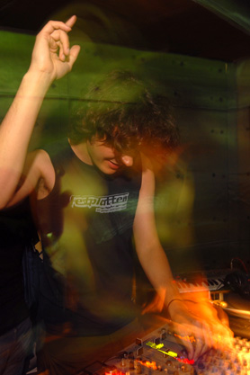 IDEASOLUTION feat. GEBR. TEICHMANN