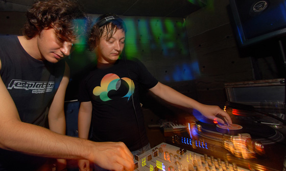 IDEASOLUTION feat. GEBR. TEICHMANN