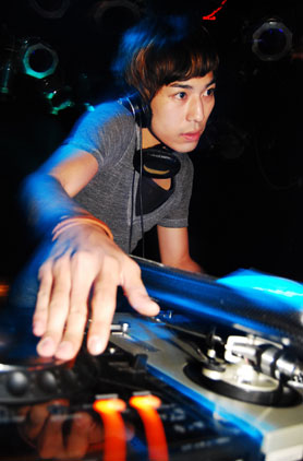 HigterFrequency p[eB[|[g