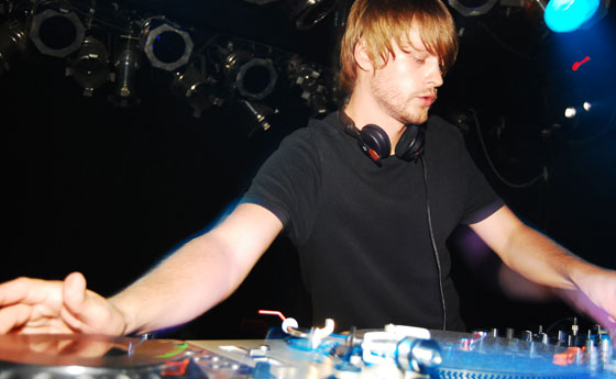 HigterFrequency p[eB[|[g