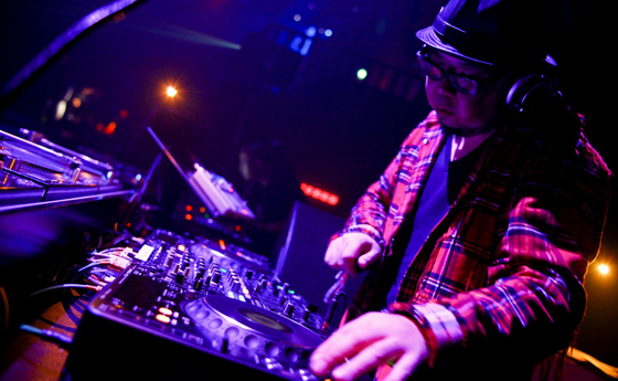 HigterFrequency p[eB[|[g